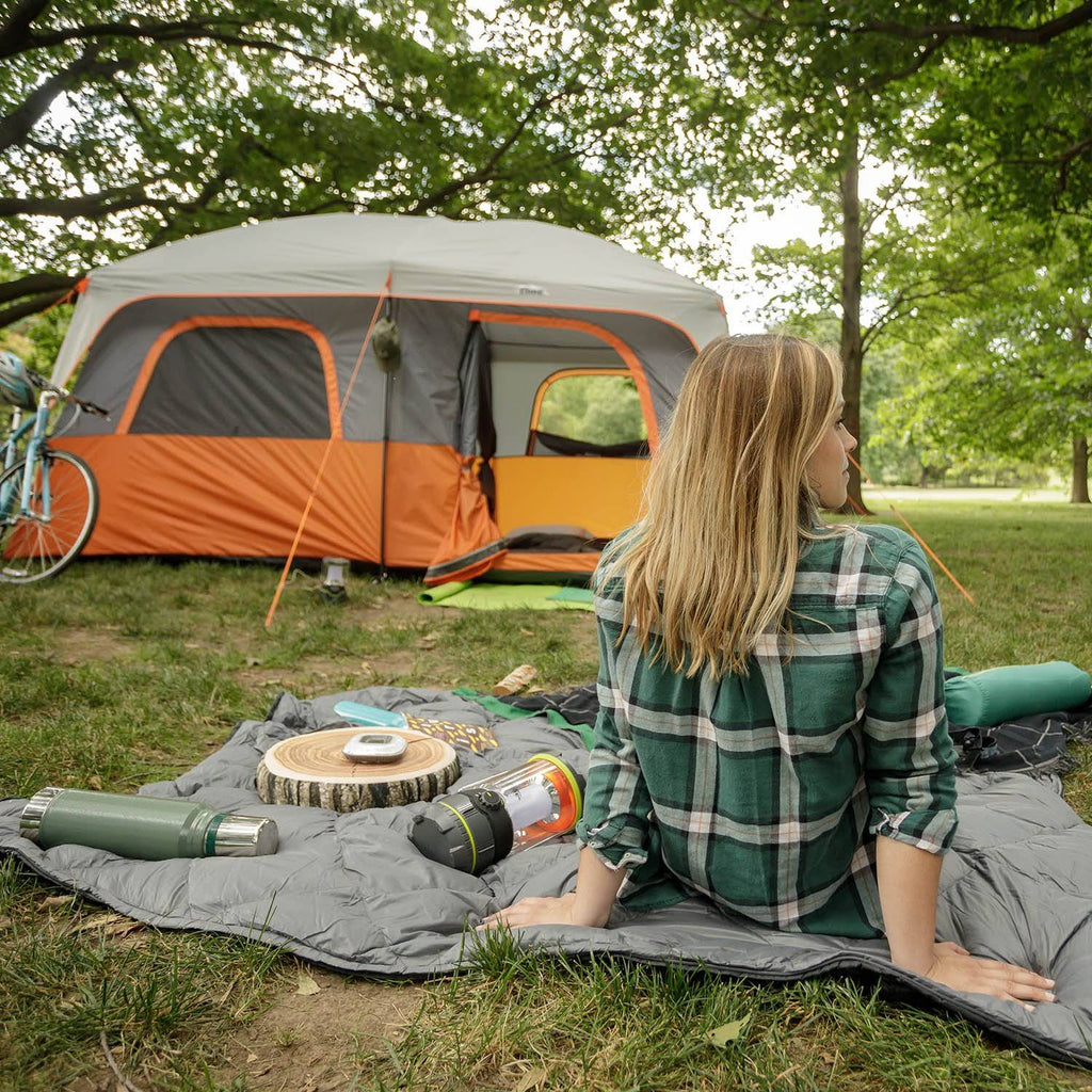 10-Person Straight Wall Cabin Tent Y77028