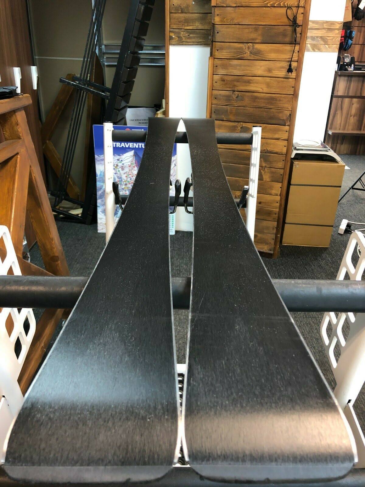 Ski with Bindings R2447