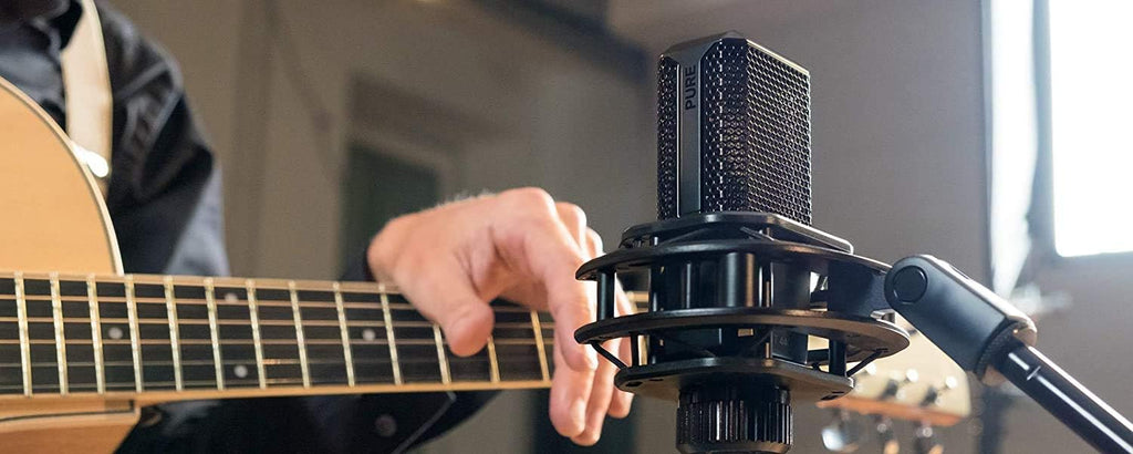 Large-Diaphragm Condenser Microphone with Boom Microphone Stand and XLR Mic Cable U7626