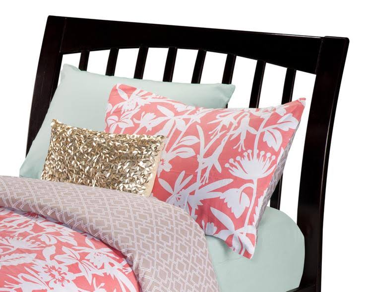 Caramel Latte Twin Flat Panel Bed with Trundle Y612161