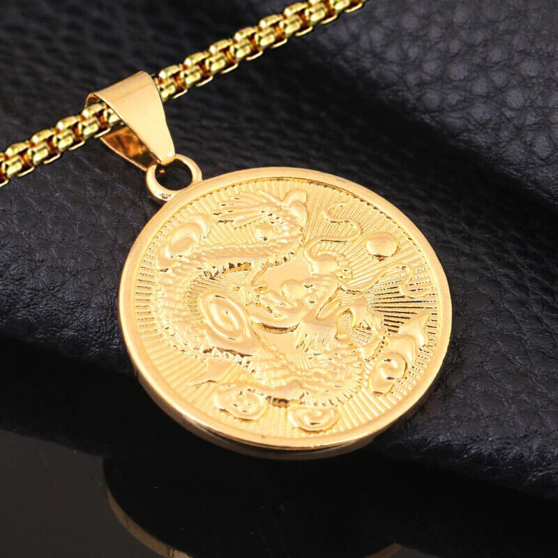 18k Gold 24" Chain Link Necklace And Dragon Filled Pendant Z45673