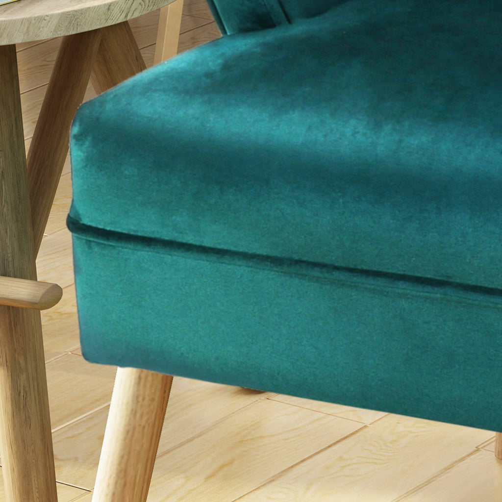 Emerald Velvet Accent Chair P511