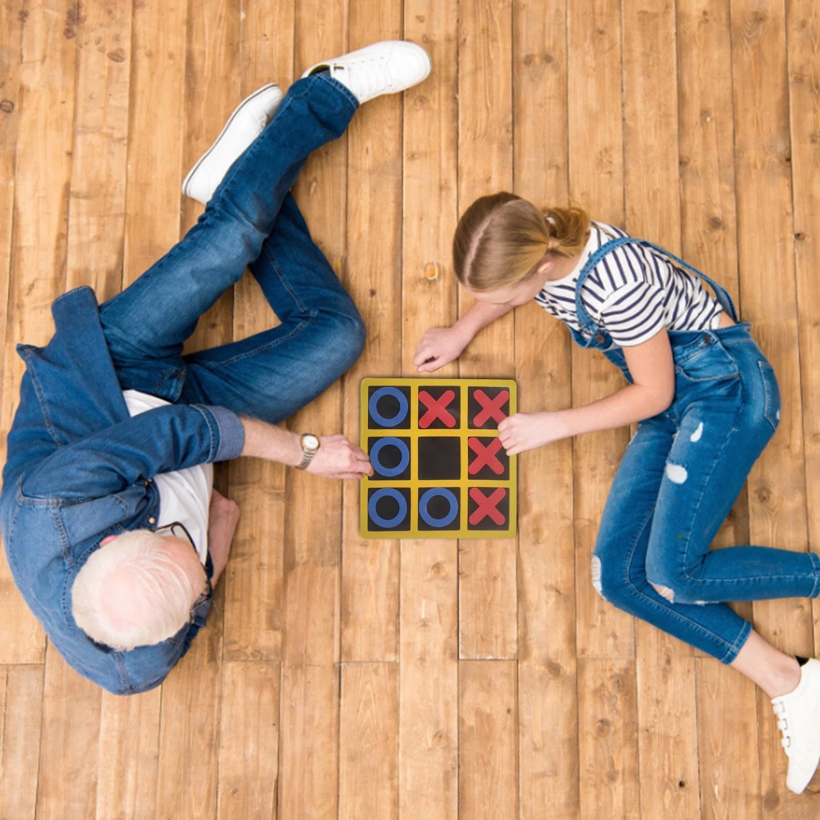 Noughts And Crosses Board Game M451654