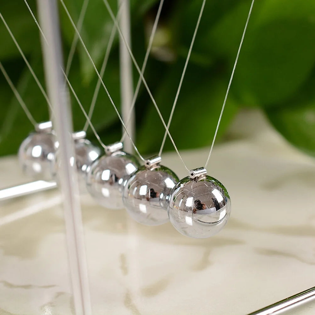 Newton Cradle Desk Gadget W260637