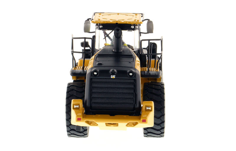 1/50 Caterpillar 972M Wheel Loader Q1301