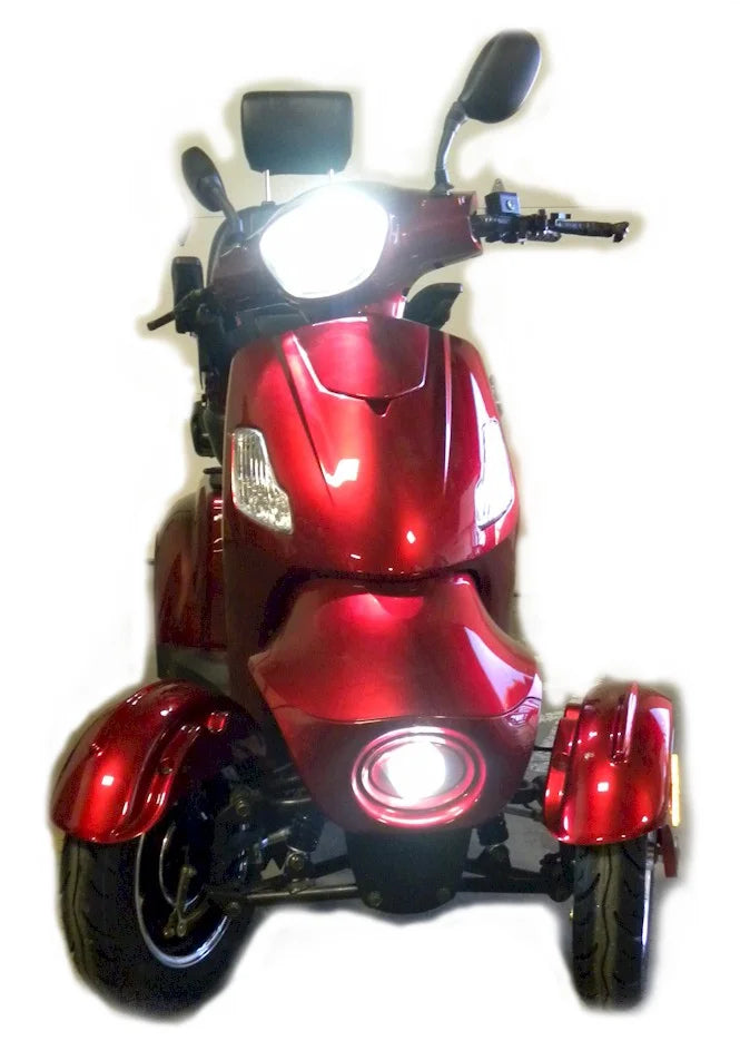 Mobility Scooter With Roof And Reverse Camera L667